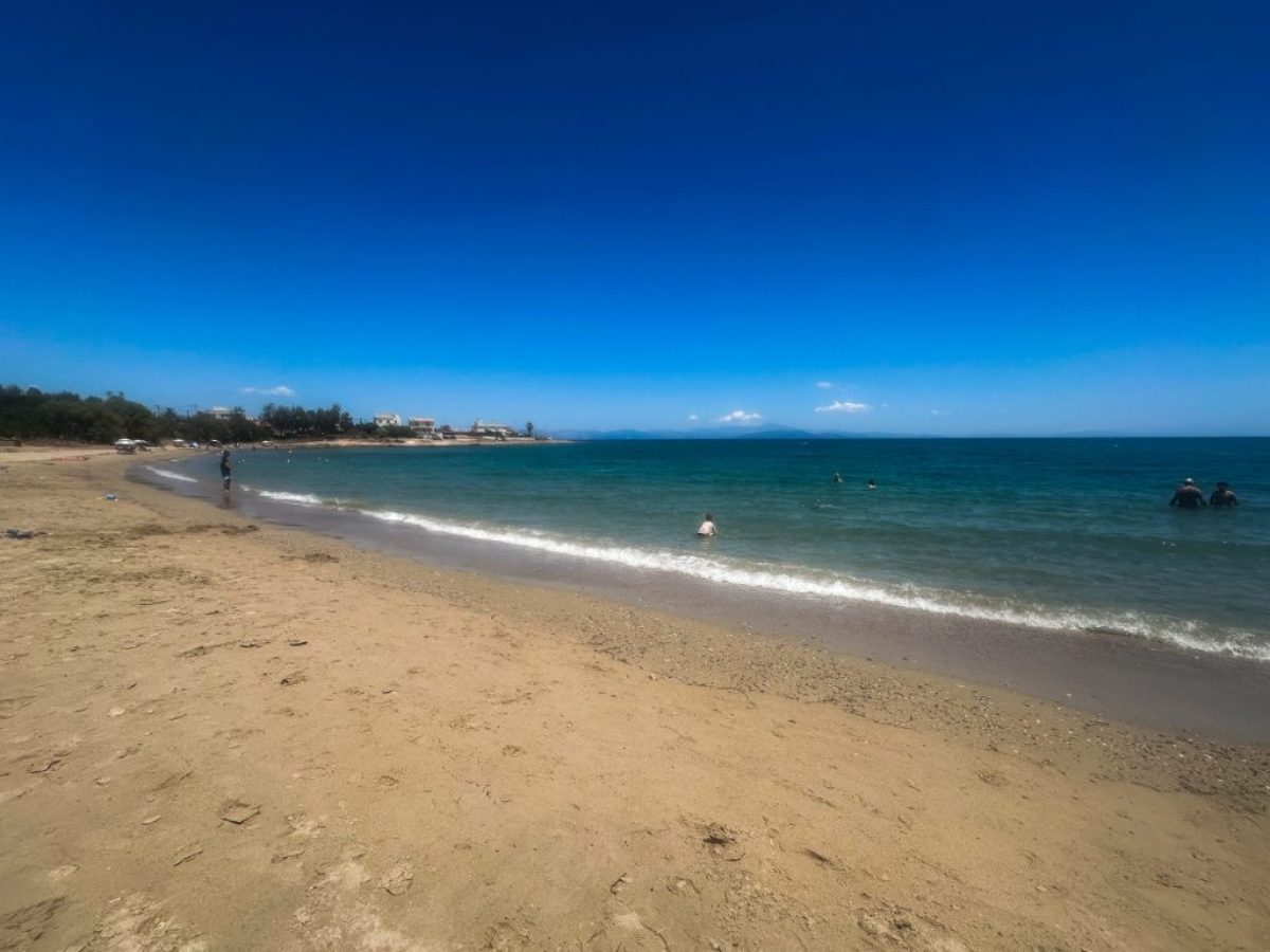 Κατερίνη: Κολύμπησε 41 χιλιόμετρα σε 13,5 ώρες για να αναδείξει την τουριστική Πιερία