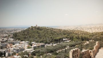 Σταθεροποιείται η απόδοση των Airbnb στην Ελλάδα – Τι δείχνει ο Αύγουστος για την Αθήνα
