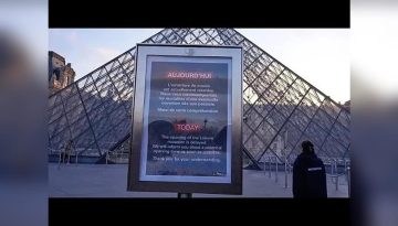 Το Λούβρο έκλεισε λόγω απεργίας του προσωπικού για τις συνθήκες εργασίας, λίγες εβδομάδες μετά τη ληστεία κοσμημάτων αξίας 88 εκατομμυρίων ευρώ.