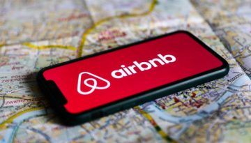 Airbnb: Νέα άνοδος για τον αριθμό των καταλυμάτων τον μήνα Νοέμβριο