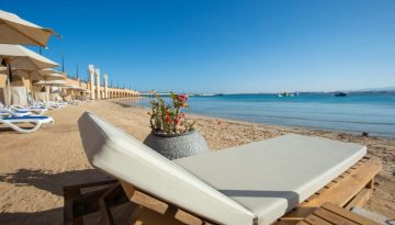 ΠΟΞ προς Πιερρακάκη: Να αρθεί ο 5ετής αποκλεισμός από τον αιγιαλό που απειλεί τη βιωσιμότητα των ξενοδοχείων