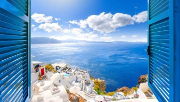 Το μεγάλο στοίχημα του ελληνικού τουρισμού για το 2026 και η αντοχή των υποδομών