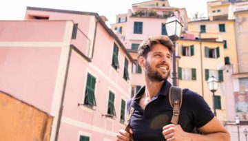 Τάσεις βραχυχρόνιων μισθώσεων: Πώς Airbnb, Expedia και Booking αλλάζουν την αγορά