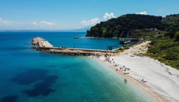 &Alpha;&lambda;&beta;&alpha;&nu;ί&alpha;: &Pi;&alpha;&rho;ά&tau;&alpha;&sigma;&eta; &pi;&rho;&omicron;&theta;&epsilon;&sigma;&mu;&iota;ώ&nu; &gamma;&iota;&alpha; &tau;&omicron; &epsilon;&pi;&epsilon;&nu;&delta;&upsilon;&tau;&iota;&kappa;ό project &sigma;&tau;&omicron; &ldquo;&nu;&eta;&sigma;ί &tau;&omicron;&upsilon; &Tau;&rho;&alpha;&mu;&pi;&rdquo;
