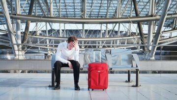 160 πτήσεις ακυρώνει τον Μάιο η KLM | Καθηλώνει αεροπλάνα ο Lufthansa Group