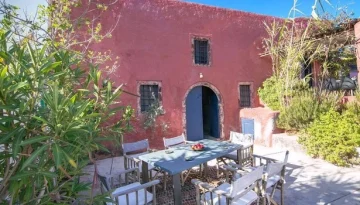 «Φρένο» σε νέα airbnb σε Χερσόνησο, Μάλια, Νέα Κυδωνία