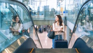 Πιο αργοί οι έλεγχοι διαβατηρίων στα ελληνικά αεροδρόμια λόγω του νέου συστήματος EES – Τι λέει η Fraport Greece