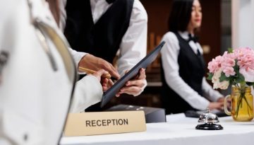 Hotels.com: Έως 23% φθηνότερες οι κρατήσεις τελευταίας στιγμής