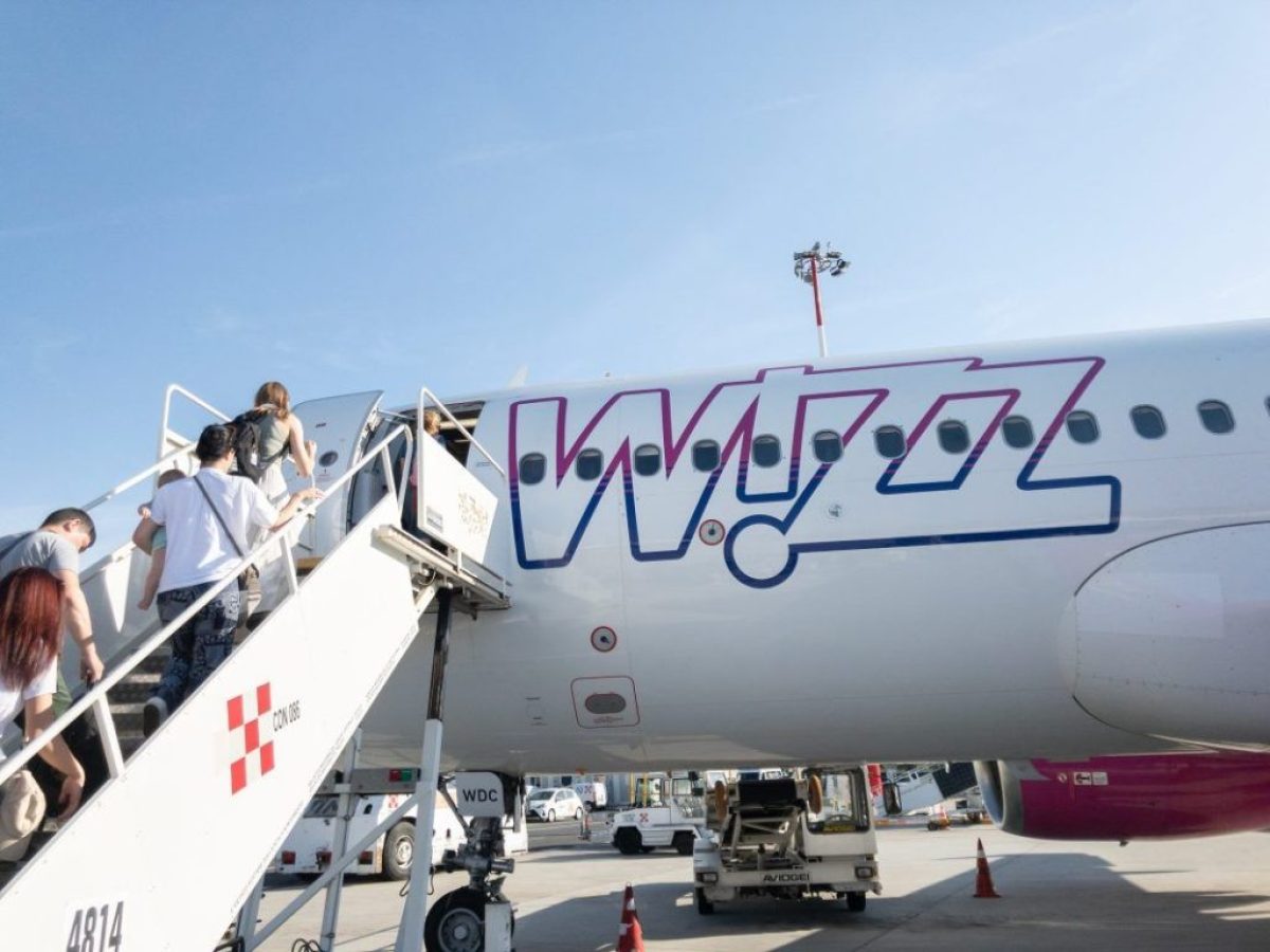 Wizz Air: Η πρώτη ευρωπαϊκή low cost αεροπορική που βάζει δορυφορικό internet Starlink στις πτήσεις