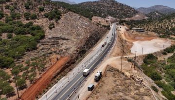 &Beta;&Omicron;&Alpha;&Kappa;: &Pi;&alpha;&rho;έ&mu;&beta;&alpha;&sigma;&eta; &tau;&omega;&nu; &xi;&epsilon;&nu;&omicron;&delta;ό&chi;&omega;&nu; &Eta;&rho;&alpha;&kappa;&lambda;&epsilon;ί&omicron;&upsilon; &gamma;&iota;&alpha; &tau;&iota;&sigmaf; &mu;&epsilon;&gamma;ά&lambda;&epsilon;&sigmaf; &kappa;&alpha;&theta;&upsilon;&sigma;&tau;&epsilon;&rho;ή&sigma;&epsilon;&iota;&sigmaf; &ndash; &laquo;&Chi;&rho;&epsilon;&iota;ά&zeta;&omicron;&nu;&tau;&alpha;&iota; &lambda;ύ&sigma;&epsilon;&iota;&sigmaf; &tau;ώ&rho;&alpha;&raquo;