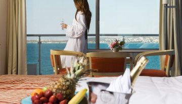 Travel brands: &Tau;&alpha; 5 &pi;&rho;&omicron;&phi;ί&lambda; &tau;&omega;&nu; premium &tau;&alpha;&xi;&iota;&delta;&iota;&omega;&tau;ώ&nu;