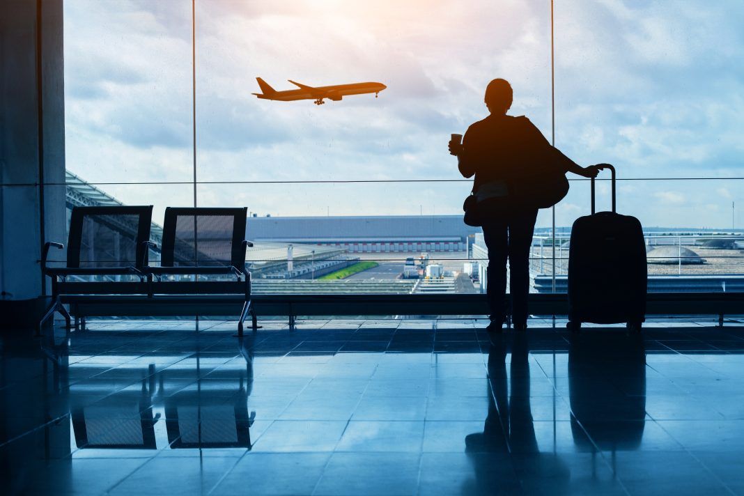 airport_airplane_shutterstock_2467550689